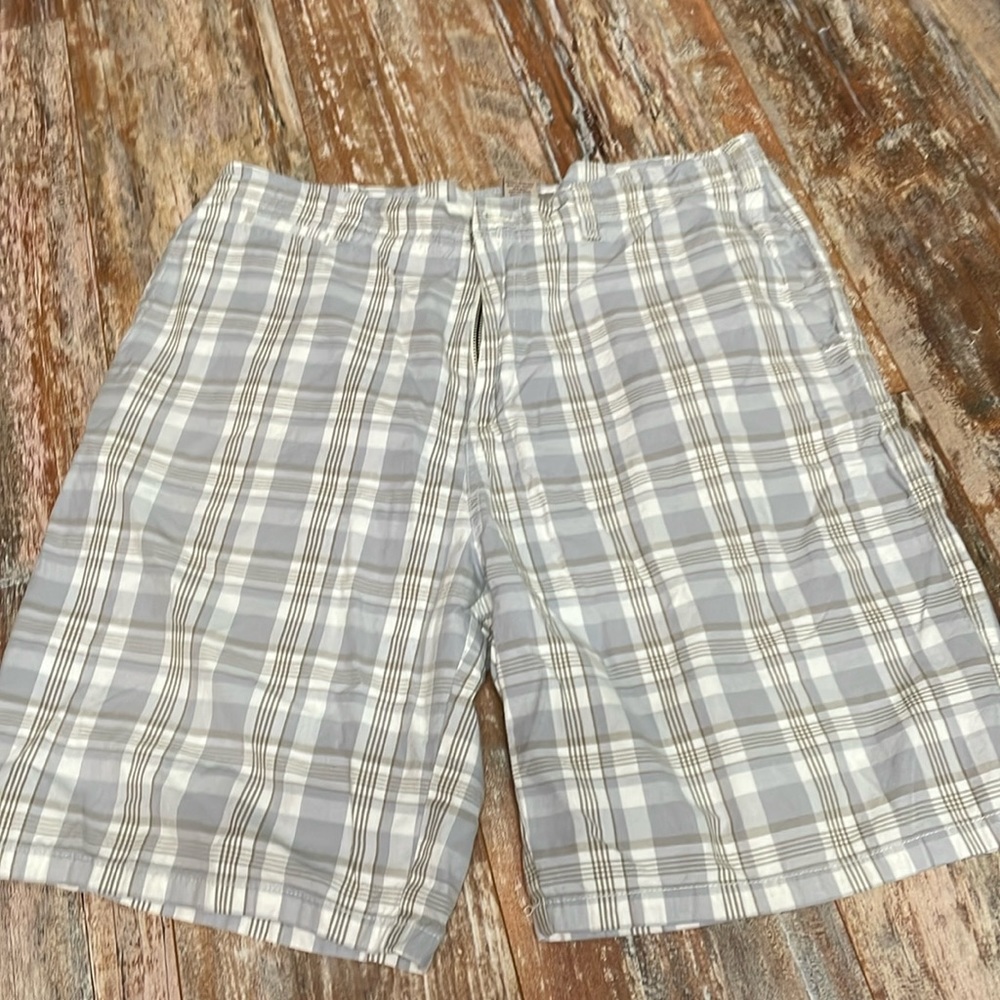 US Expedition cotton shorts checkered pattern light grey and white sz 38